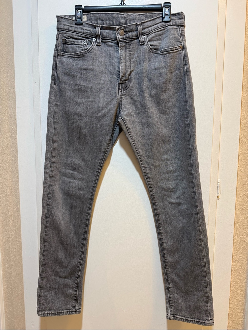 Levi's Men's Skinny Jeans in Heather Gray